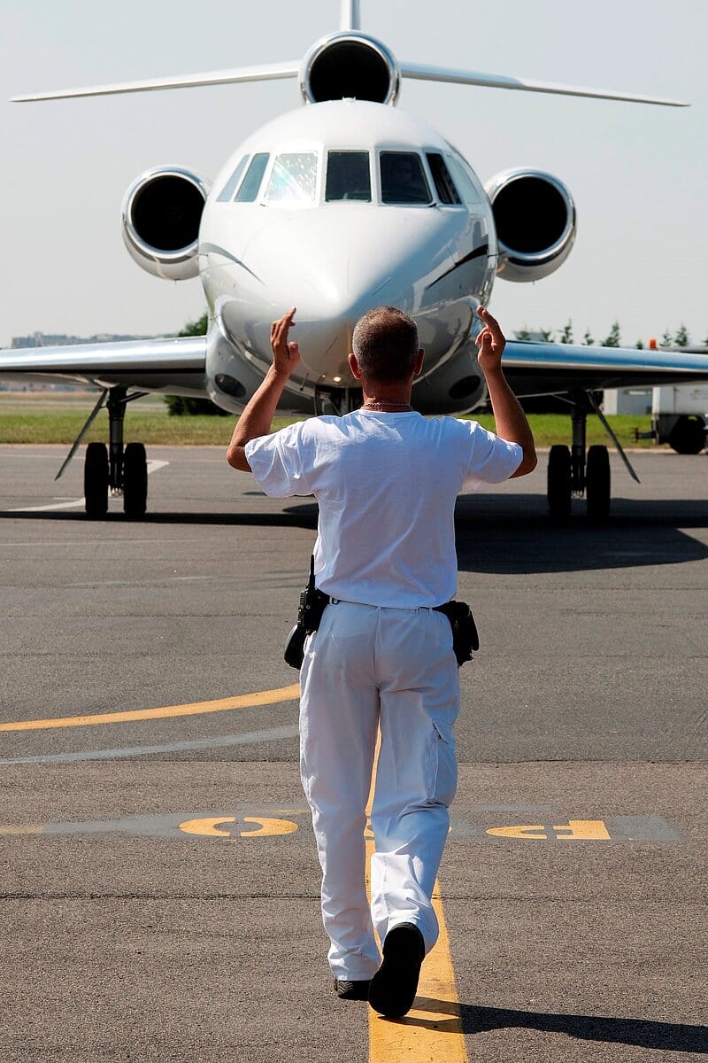 A Falcon marshalled to its stand