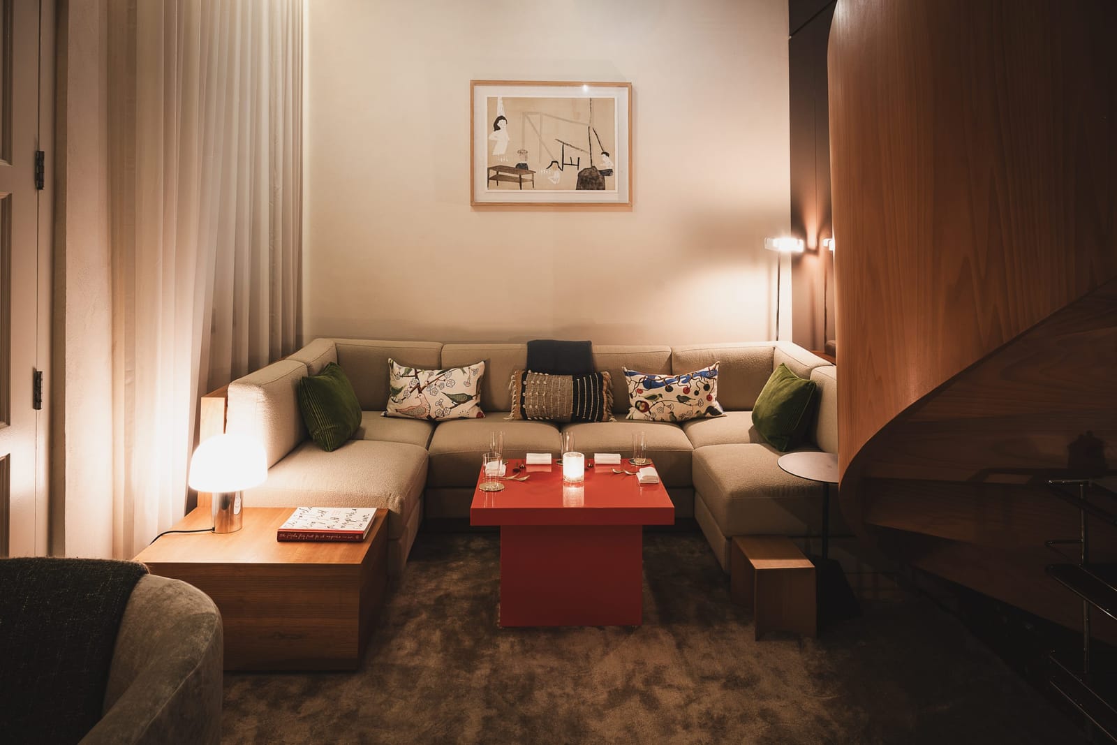 The lounge by the stair
