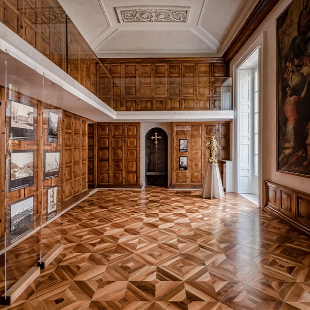 A panelled room in the Fabbrica's building