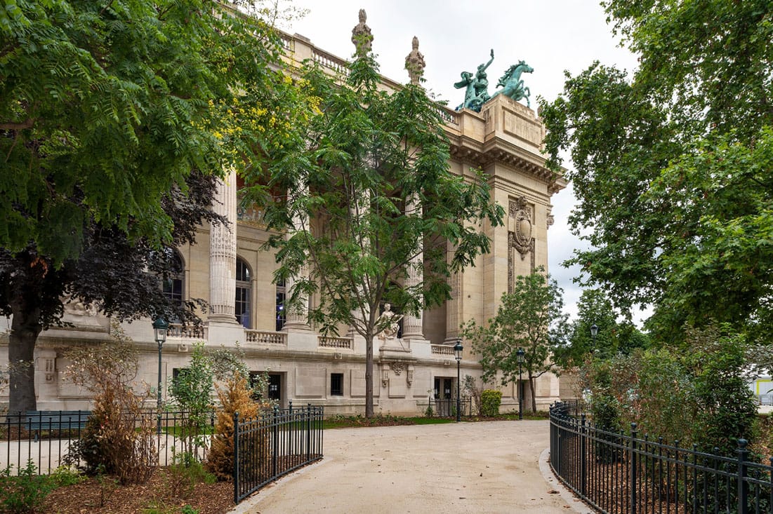 The Grand Palais from its gardens