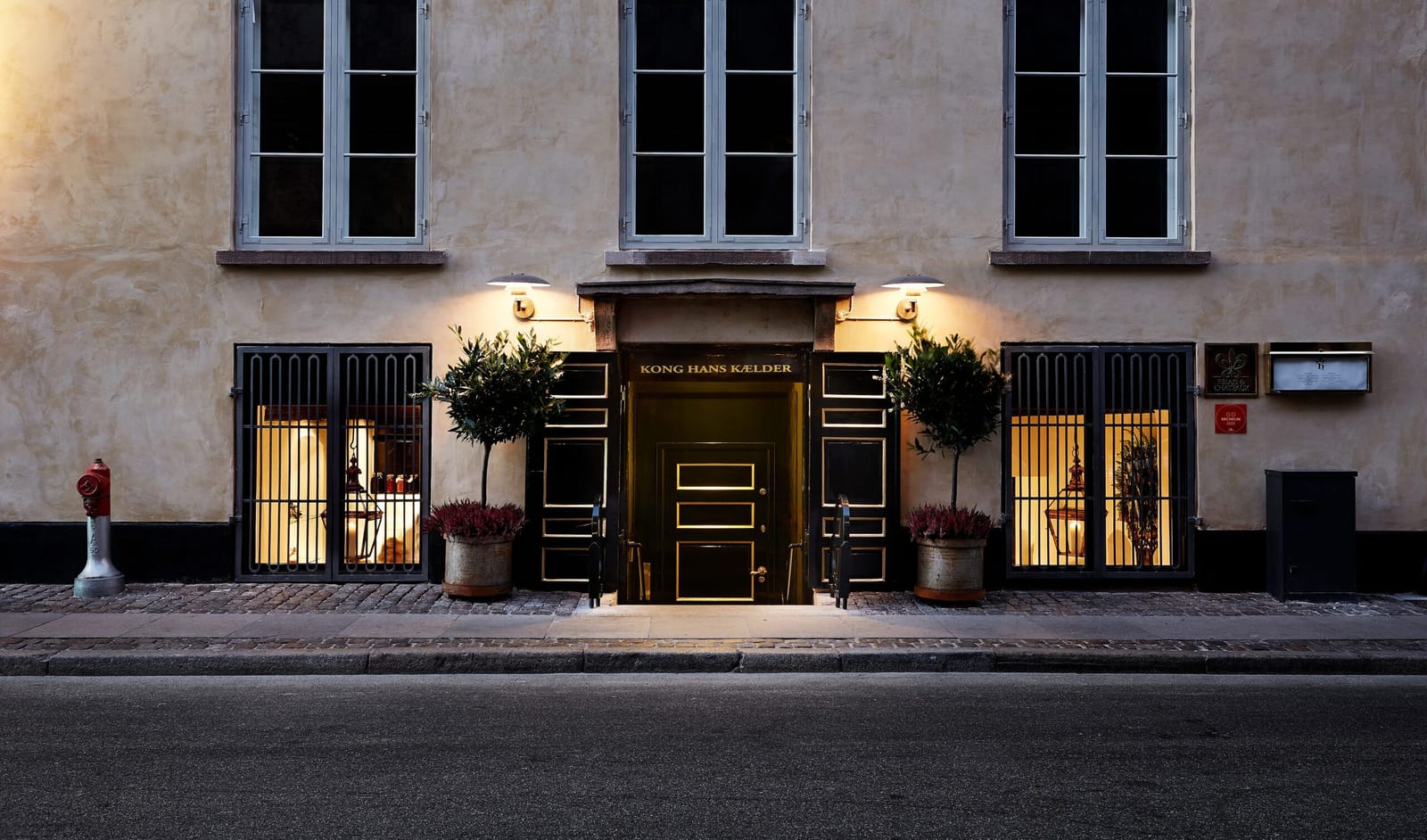 The entrance on Vingårdstræde