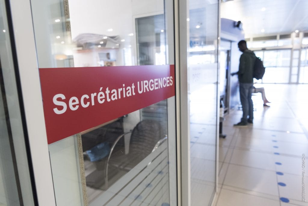 The emergency secretariat and waiting hall