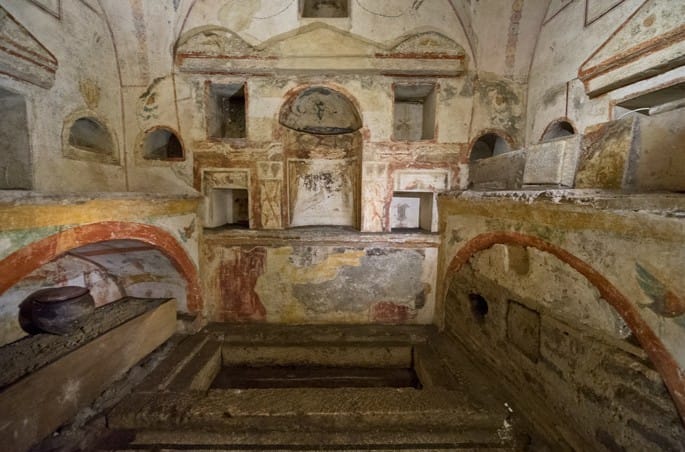 A painted Roman tomb chamber