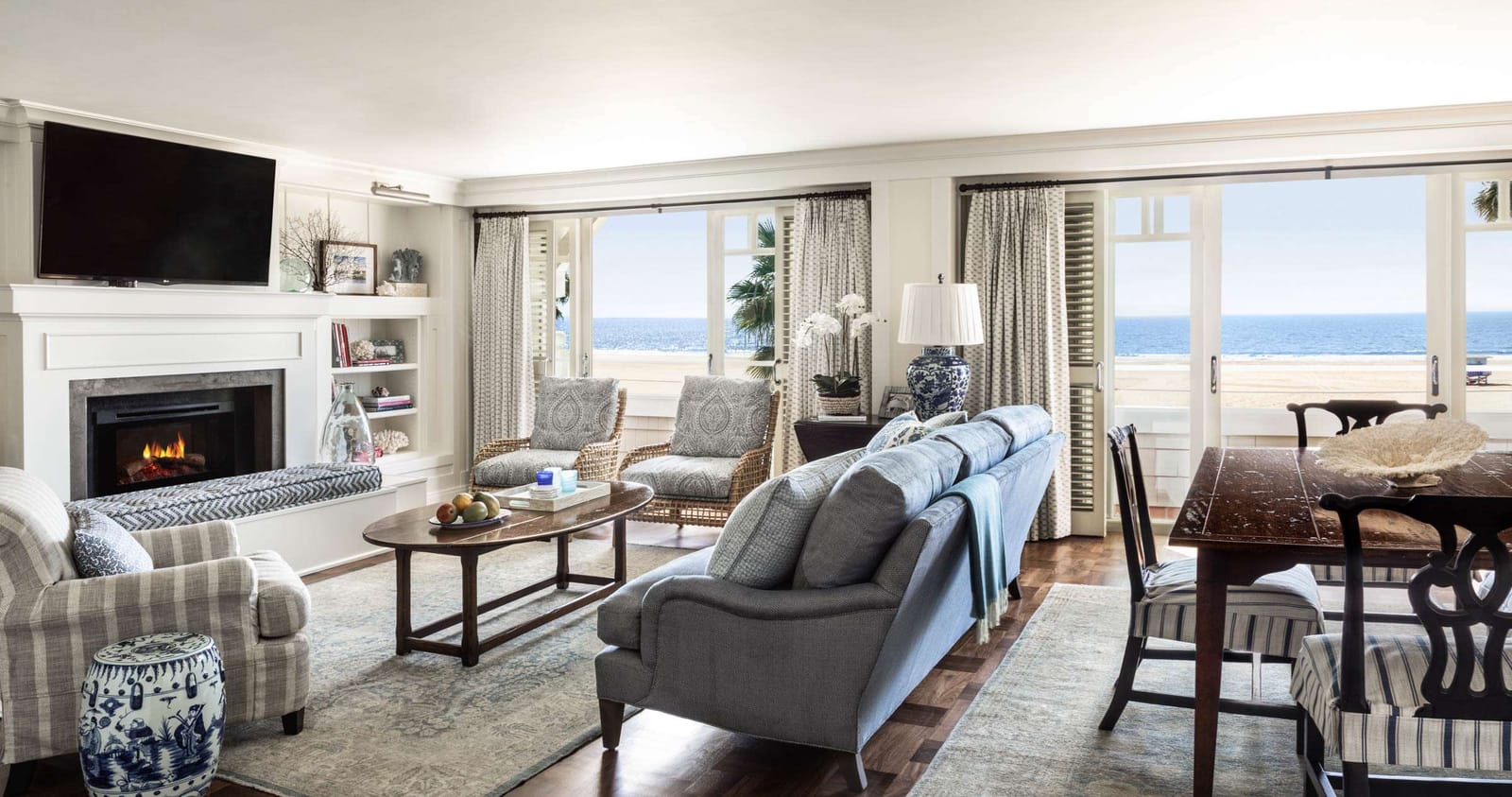 The living room, open to the beach
