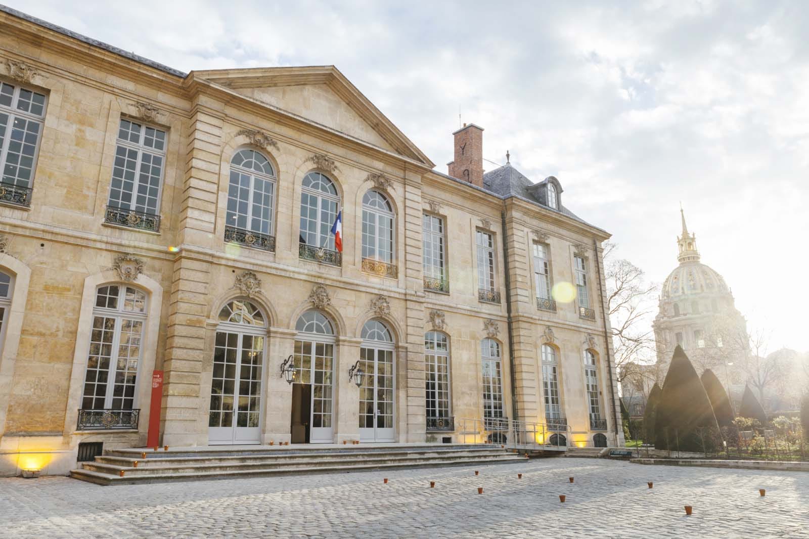 The courtyard front, with the Invalides dome